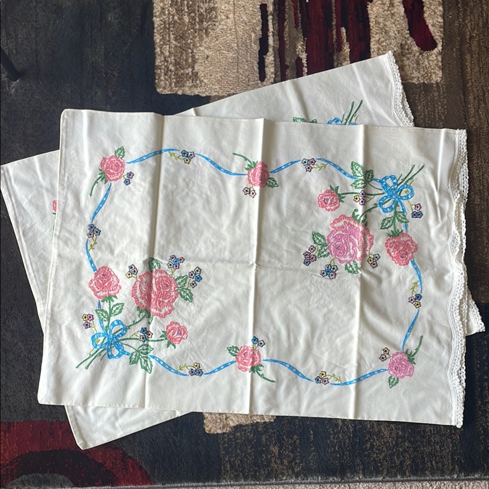 Handmade Floral Embroidered Set of 2 Pillow Shams